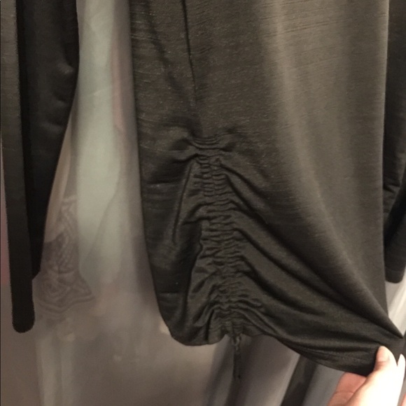 Top - Picture 3 of 3